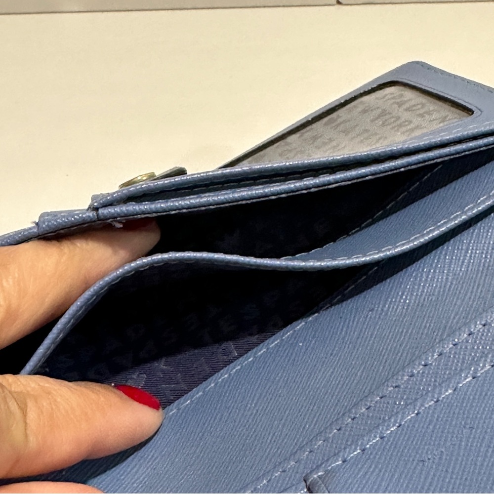 Authentic Kate Spade Wallet - Picture 10 of 12